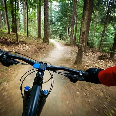 Krusne - Bike Friendly Apartment *