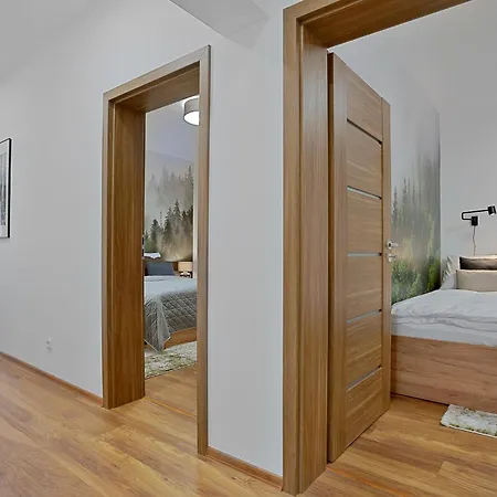 Krusne - Bike Friendly Apartment Loucna pod Klinovcem