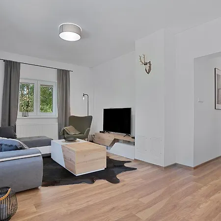 アパート Krusne - Bike Friendly